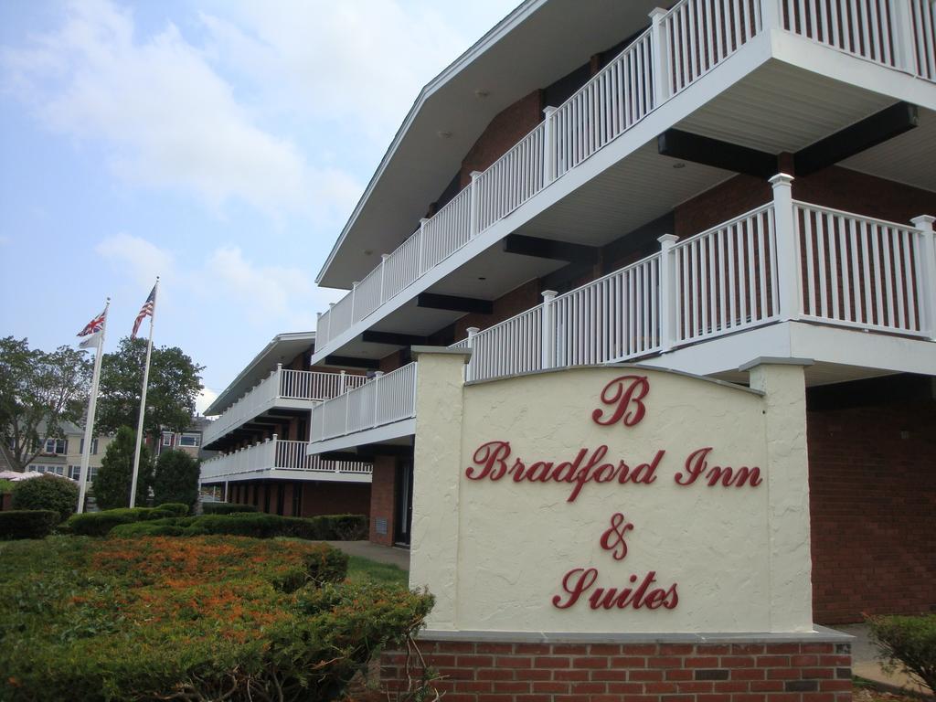 Bradford Inn And Suites Плимут Экстерьер фото